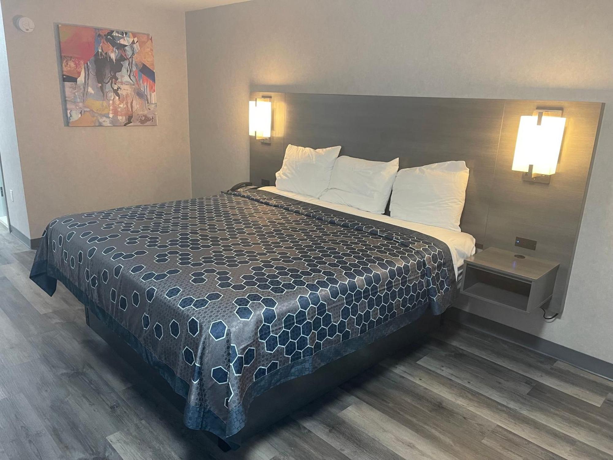 The Wayne Inn エクステリア 写真