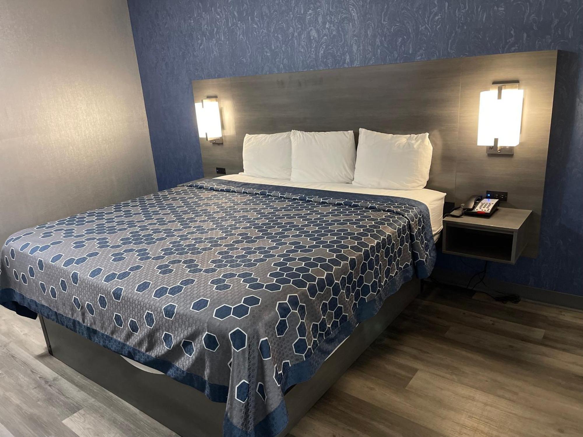 The Wayne Inn エクステリア 写真
