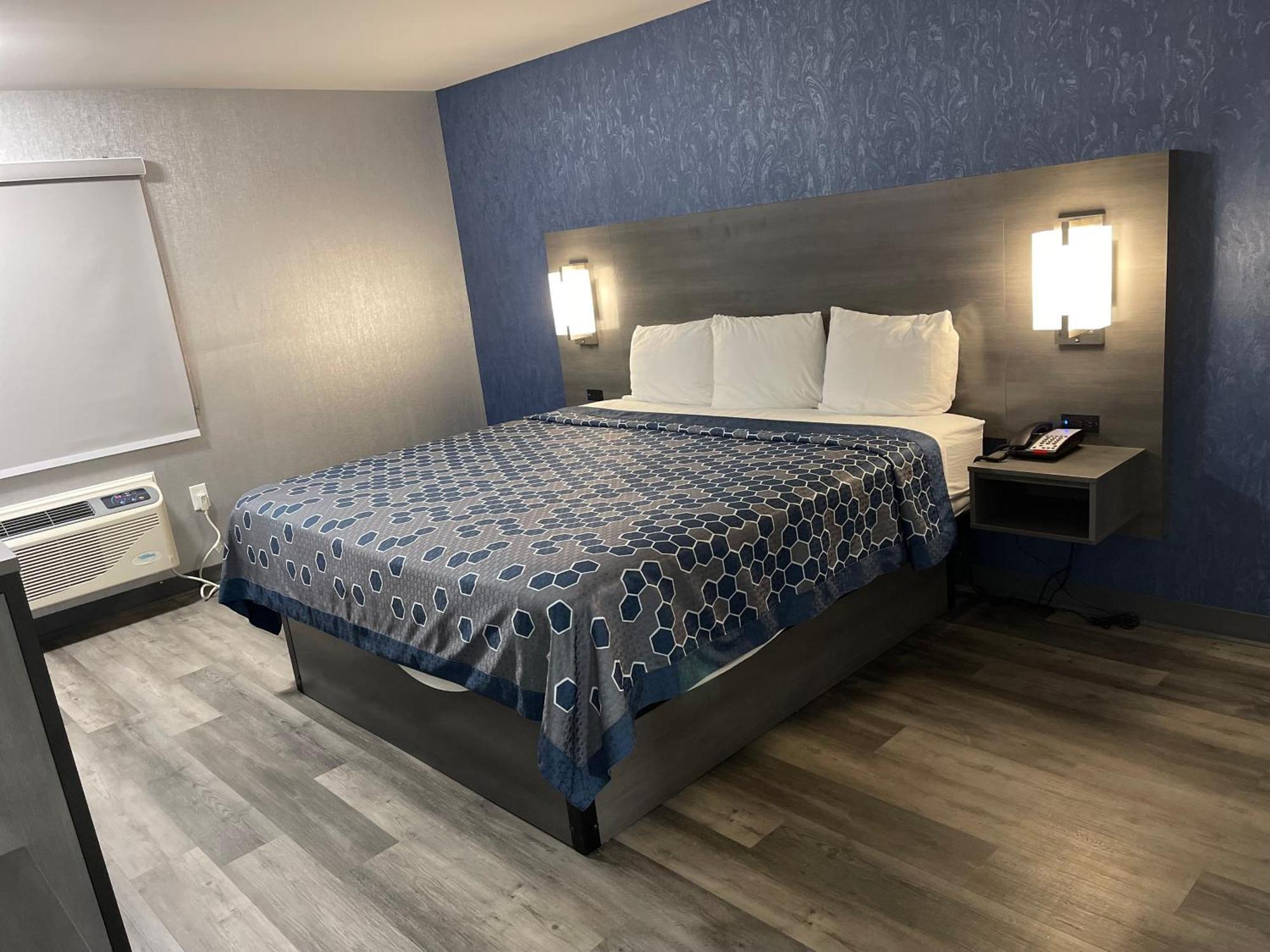 The Wayne Inn エクステリア 写真