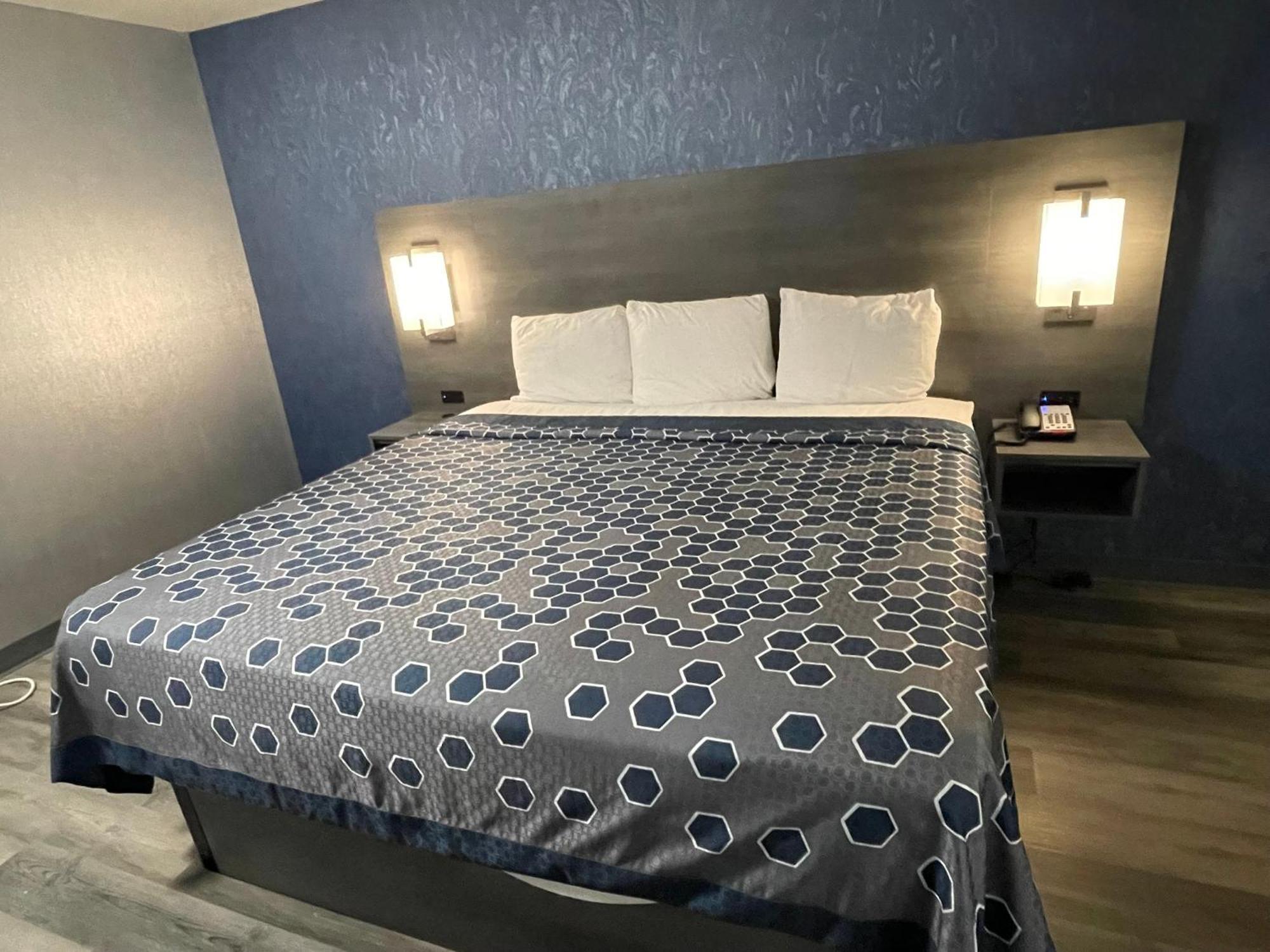 The Wayne Inn エクステリア 写真